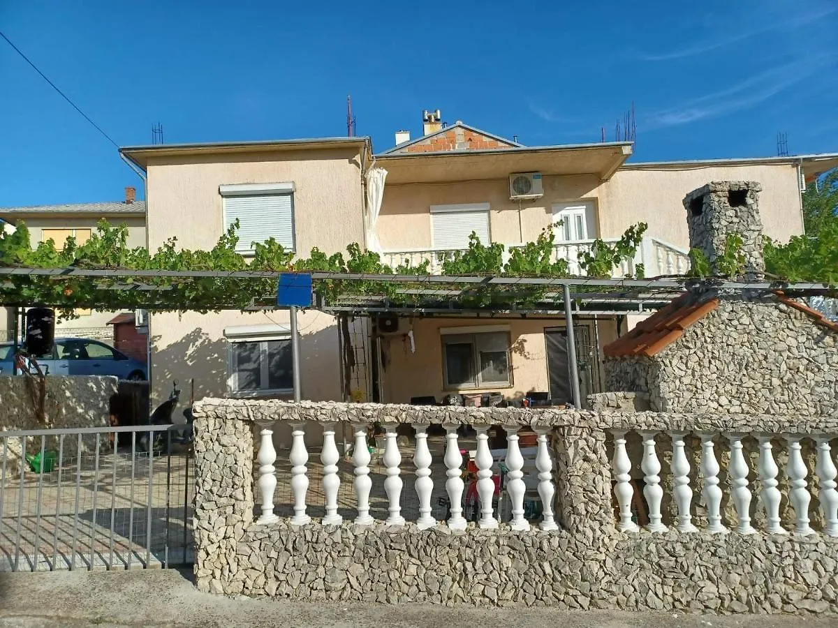 Apartments Jamice Novi Vinodolski
