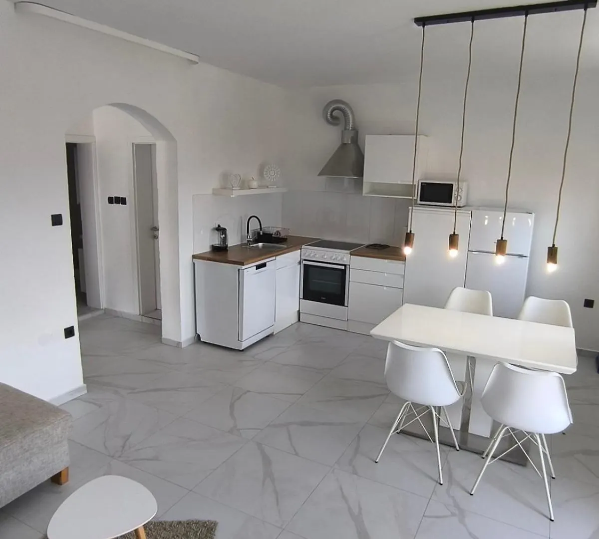 Apartments Jamice Novi Vinodolski 0*,